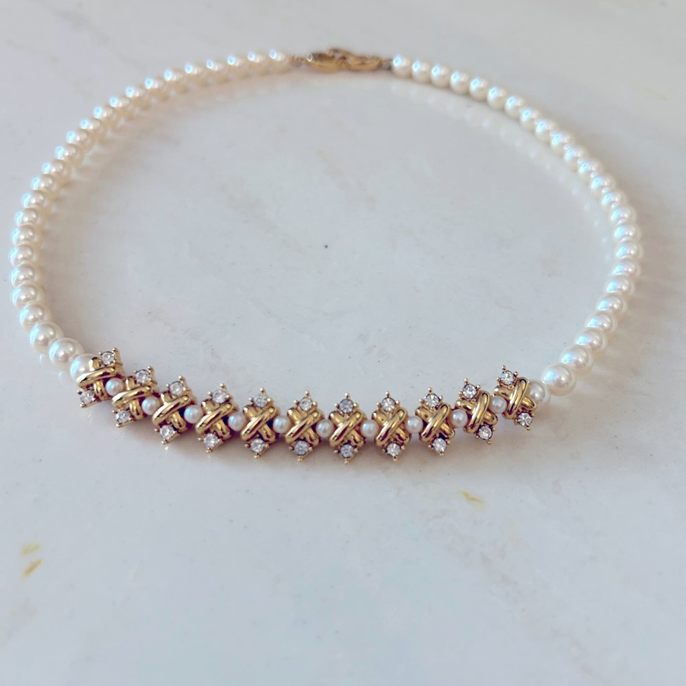 Vintage Richelieu pearl, gold and diamond choker (costume jewelry).